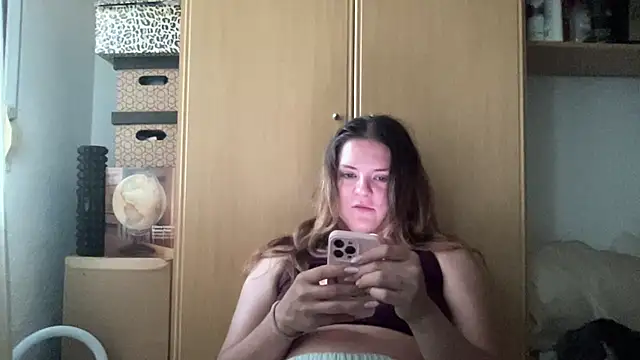 missykat online show from 05/08/26, 06:46