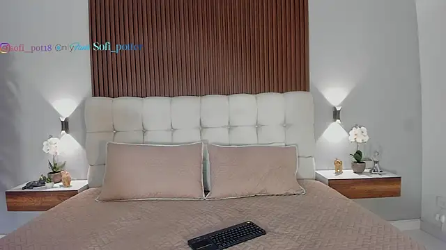 sofi potter  online show from 01/08/26, 04:20