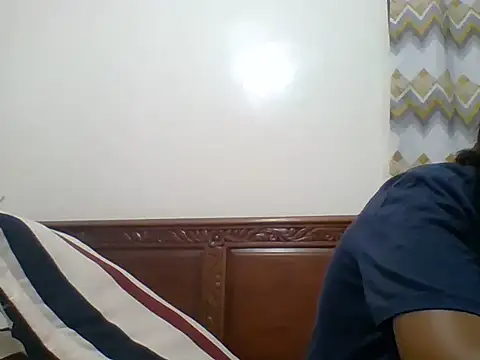 Snapshot of sexy__candyy chatting on 10/20/25, 08:42 sexy candyy online show from 10/20/25, 08:42