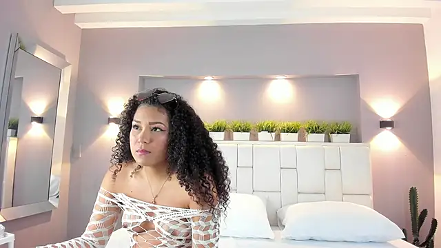 Ashleyy23x online show from 10/01/25, 12:00