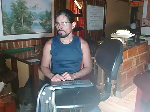 Dr Pocholate84 online show from 05/15/26, 11:56
