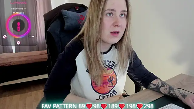 Olivia Munk online show from 03/18/25, 06:57