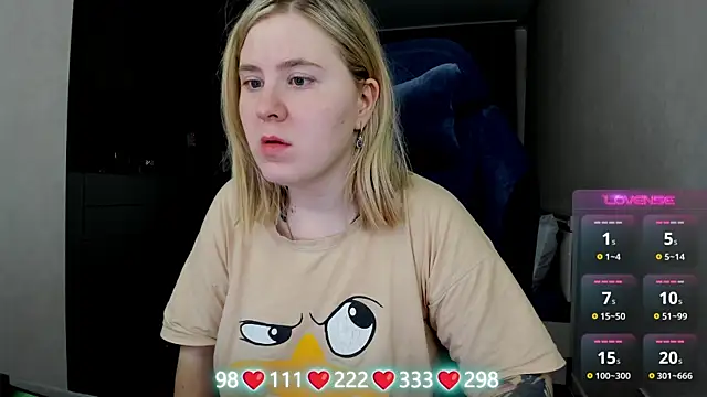 Olivia Munk online show from 04/05/26, 03:47