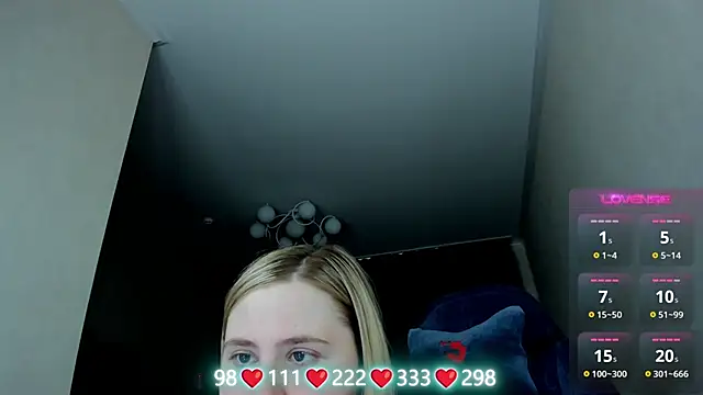 Olivia Munk online show from 04/11/26, 07:45