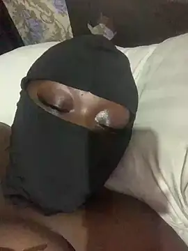 sweet1111 online show from 12/10/24, 04:13