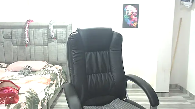 LAURA CRAIZY online show from 01/10/26, 03:08