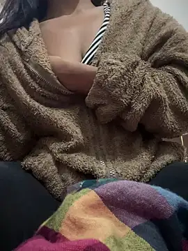 PARI Hun online show from 12/29/24, 03:11