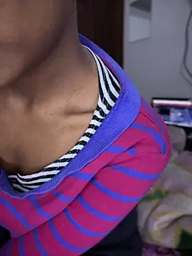 PARI Hun online show from 01/08/25, 02:57