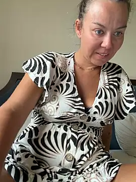 BabyNila online show from 05/09/26, 06:51