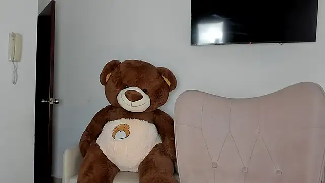 selene king2 online show from 06/05/26, 01:17