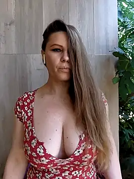 Snapshot of SexyMichellexo chatting on 07/03/26, 10:43 SexyMichellexo online show from 07/03/26, 10:43
