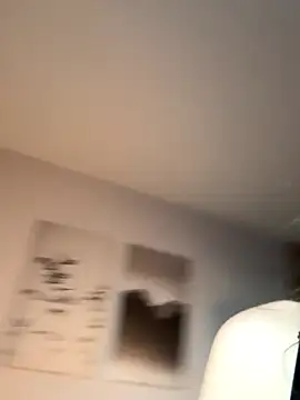 Snapshot of AnnaCastillo_ chatting on 11/08/25, 10:30 AnnaCastillo online show from 11/08/25, 10:30