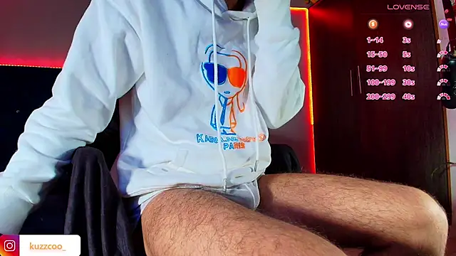 kuzzcoo online show from 10/12/25, 11:53