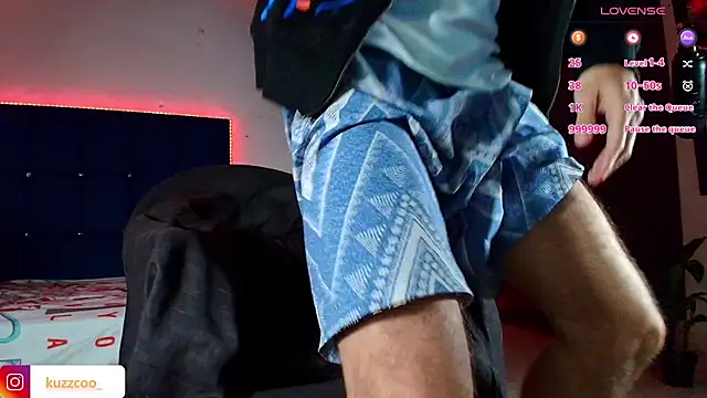 kuzzcoo online show from 10/14/25, 03:40