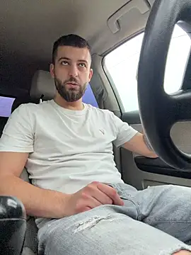 ElChapoGuzman95 online show from 12/23/25, 07:28