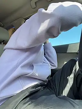 ElChapoGuzman95 online show from 04/12/26, 09:36