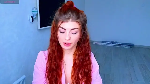 Snapshot of _comefeelme_ chatting on 02/23/25, 07:22 comefeelme online show from 02/23/25, 07:22