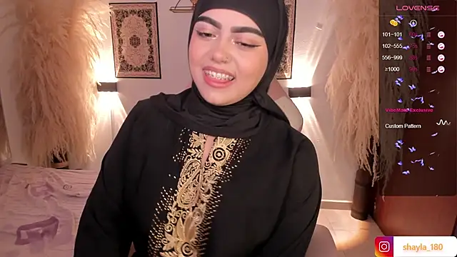 shayla 18 online show from 12/03/24, 08:17