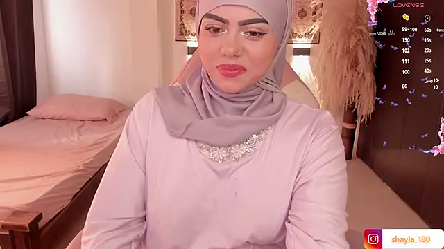 shayla 18 online show from 03/10/25, 08:45