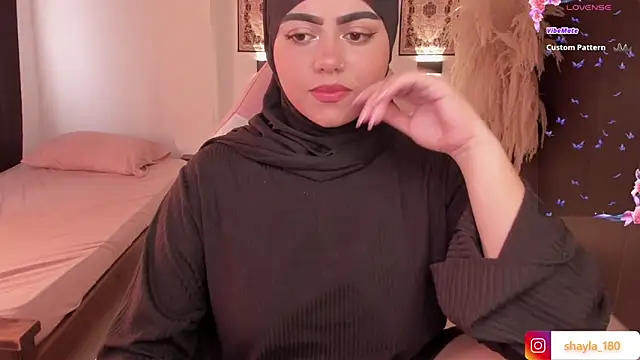 shayla 18 online show from 03/11/25, 09:04