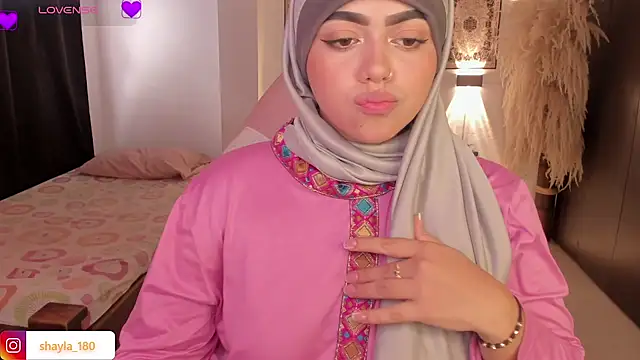 shayla 18 online show from 10/29/25, 07:26