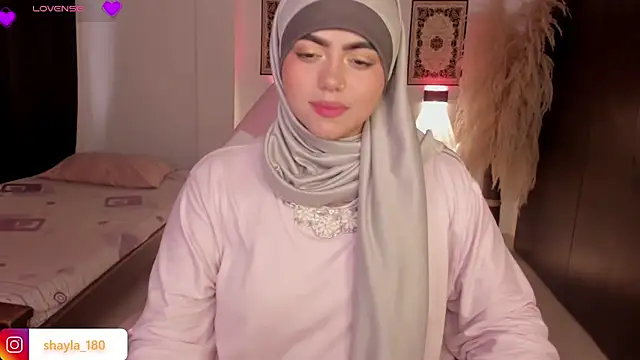 shayla 18 online show from 02/23/26, 08:39