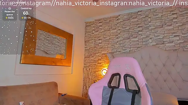 Snapshot of NahiaFox chatting on 01/09/25, 03:36 NahiaFox online show from 01/09/25, 03:36