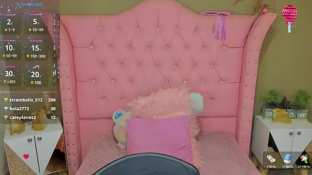 Snapshot of NahiaFox chatting on 01/29/25, 07:36 NahiaFox online show from 01/29/25, 07:36