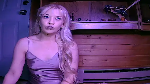 lyra rose online show from 03/22/25, 04:56