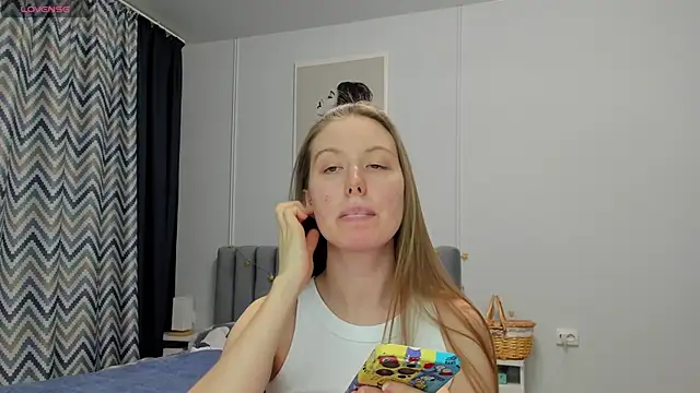 Peggy Beauty online show from 02/21/25, 02:28