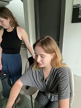 Nura n Sarah online show from 02/12/25, 05:15