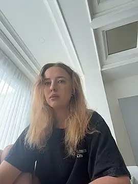 Nura n Sarah online show from 01/08/26, 05:10