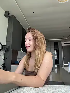 Nura n Sarah online show from 04/01/26, 05:08