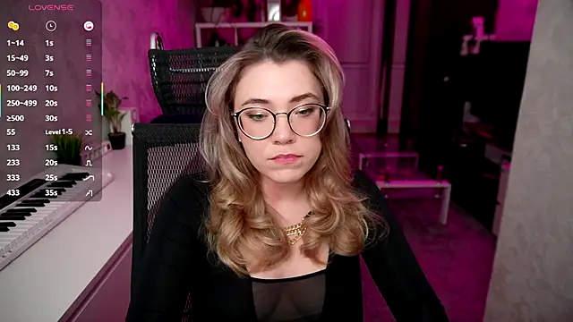 RemyCute online show from 09/27/25, 07:30