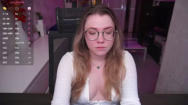 RemyCute online show from 06/06/26, 02:22