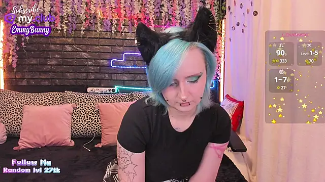 EmmyBunny online show from 01/13/25, 03:47