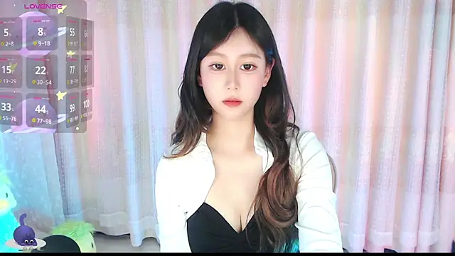 Aimee-520 online show from 04/14/26, 01:11