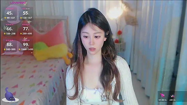 Aimee-520 online show from 05/29/26, 06:44