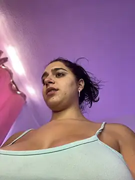 Alicia Ruiz online show from 09/26/25, 05:06