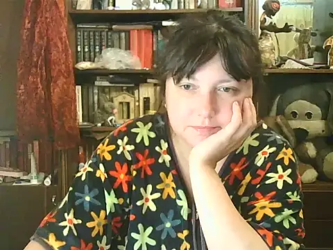 CarrieQPeach online show from 09/27/25, 10:15