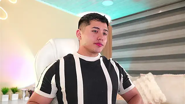 MatiasKorn online show from 11/28/25, 06:05