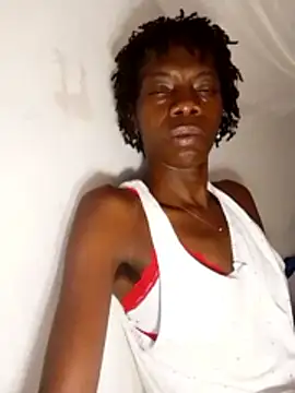 Snapshot of nzanizy chatting on 11/26/25, 11:06 nzanizy online show from 11/26/25, 11:06