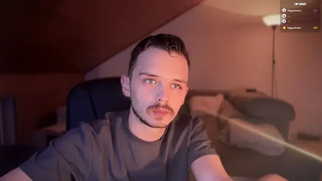 naked psy online show from 02/08/25, 11:24