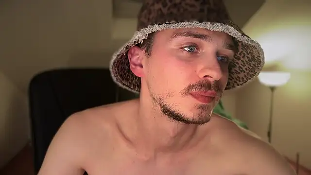 naked psy online show from 03/10/25, 10:34