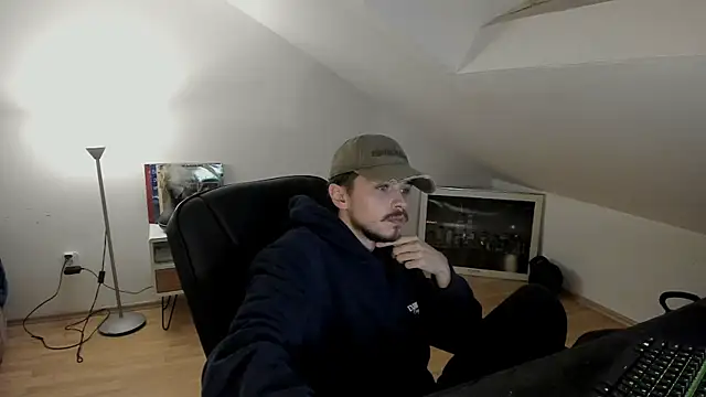 naked psy online show from 10/25/25, 11:10