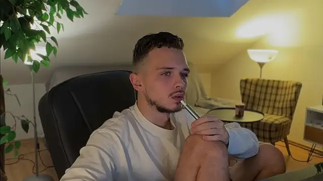 naked psy online show from 11/09/25, 01:09