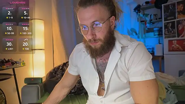 Snapshot of rusbigpaul chatting on 03/09/25, 06:00 rusbigpaul online show from 03/09/25, 06:00