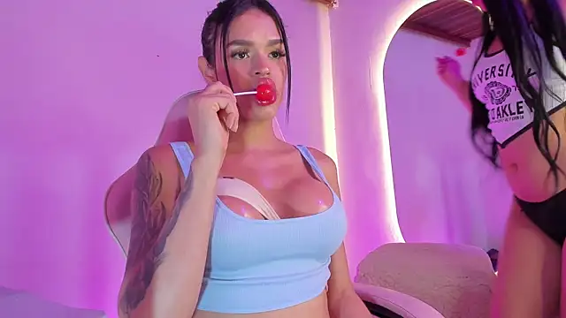 Snapshot of _girl_fernanda_ chatting on 12/19/25, 07:59 girl fernanda online show from 12/19/25, 07:59