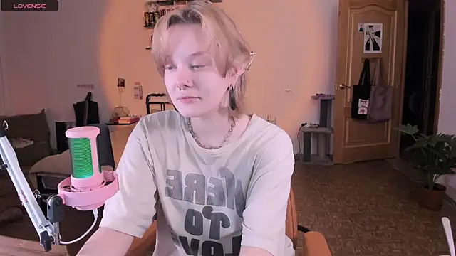 cyber whore  online show from 03/26/26, 04:56