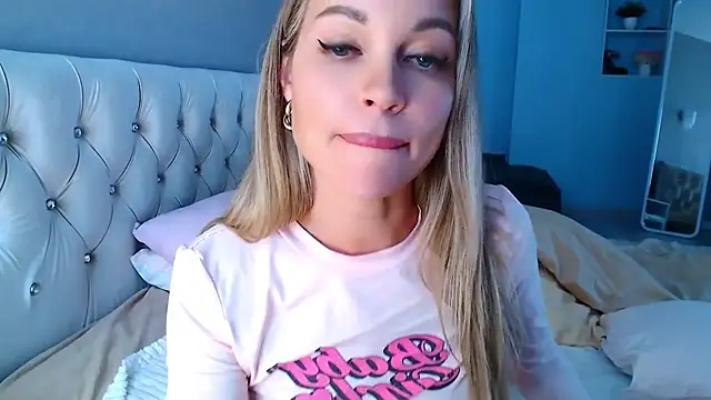 MissSiona online show from 02/05/25, 07:29